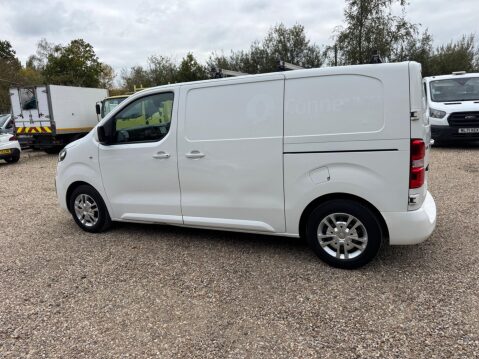 Vauxhall Vivaro 1.5 Turbo D 2700 Sportive L1 H1 Euro 6 (s/s) 5dr 20