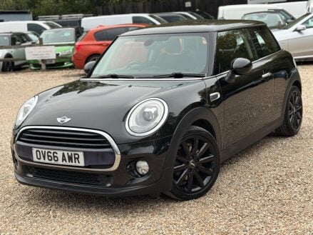 Mini Hatch 1.5 Cooper Euro 6 (s/s) 3dr