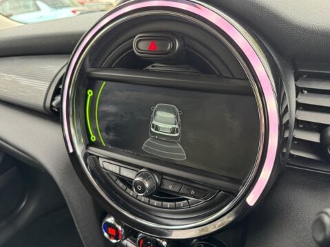 Mini Hatch 1.5 Cooper Euro 6 (s/s) 3dr 36