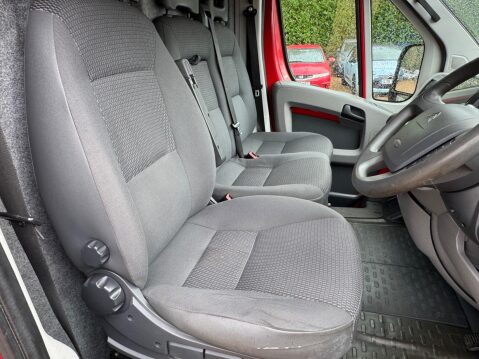 Citroen Relay 2.2 HDi 30 L1 4dr 41