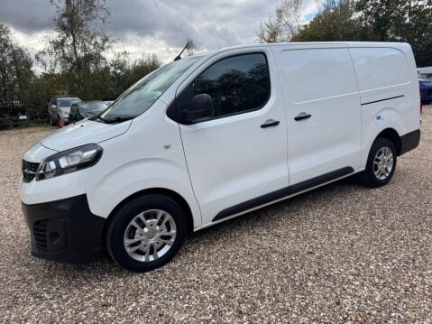 Vauxhall Vivaro 1.5 Turbo D 2900 Dynamic L2 H1 Euro 6 (s/s) 6dr 12