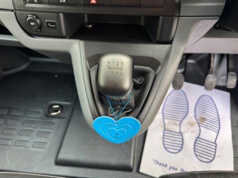 Peugeot Expert 1.5 BlueHDi 1200 Professional Long Panel Van LWB Euro 6 (s/s) 6dr 37