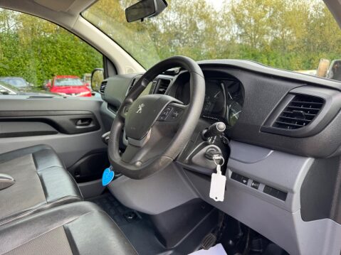 Peugeot Expert 1.5 BlueHDi 1200 Professional Long Panel Van LWB Euro 6 (s/s) 6dr 32
