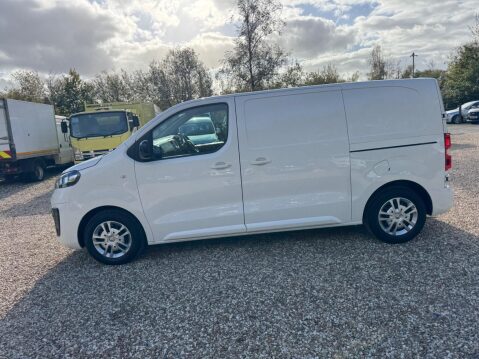 Vauxhall Vivaro 1.5 Turbo D 2700 Sportive L1 H1 Euro 6 (s/s) 6dr 17