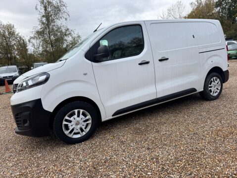Vauxhall Vivaro 1.5 Turbo D 2900 Dynamic L1 H1 Euro 6 (s/s) 6dr 11