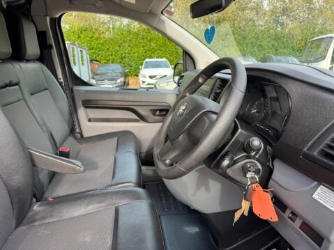 Toyota Proace 2.0D Icon Medium Panel Van MWB Euro 6 (s/s) 6dr 43