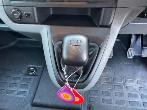 Vauxhall Vivaro 1.5 Turbo D 2700 Sportive L1 H1 Euro 6 (s/s) 6dr 47