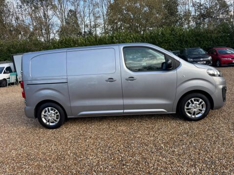 Vauxhall Vivaro 1.5 Turbo D 2700 Sportive L1 H1 Euro 6 (s/s) 6dr 33