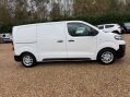 Vauxhall Vivaro 1.5 Turbo D 2700 Dynamic L1 H1 Euro 6 (s/s) 6dr 29