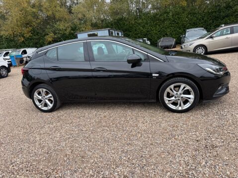 Vauxhall Astra 1.4i Turbo SRi Euro 6 5dr 27