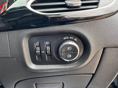 Vauxhall Astra 1.4i Turbo SRi Euro 6 5dr 51