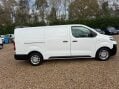 Vauxhall Vivaro 1.5 Turbo D 2900 Dynamic L2 H1 Euro 6 (s/s) 6dr 27