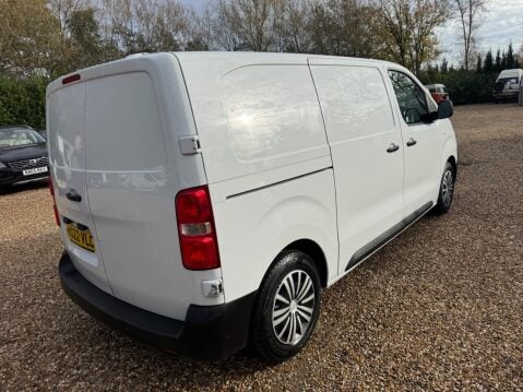 Peugeot Expert 1.5 BlueHDi 1000 Professional Premium Standard Panel Van MWB Euro 6 (s/s) 6 26