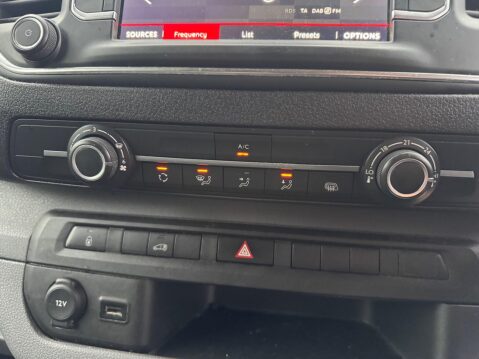 Citroen Dispatch 2.0 BlueHDi 1400 Enterprise M FWD 2 Euro 6 (s/s) 6dr 46