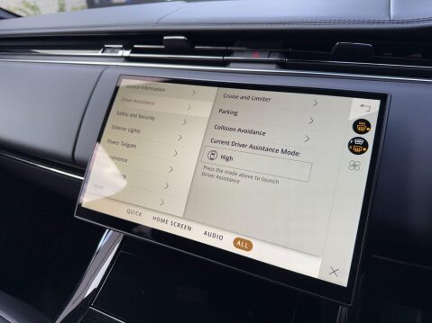 Land Rover Range Rover Sport 3.0 D300 MHEV Autobiography Auto 4WD Euro 6 (s/s) 5dr 44