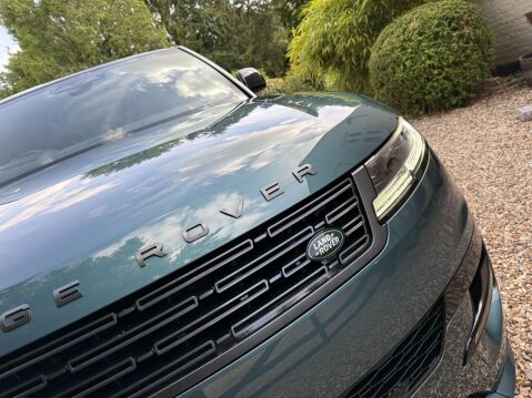 Land Rover Range Rover Sport 3.0 D300 MHEV Autobiography Auto 4WD Euro 6 (s/s) 5dr 8
