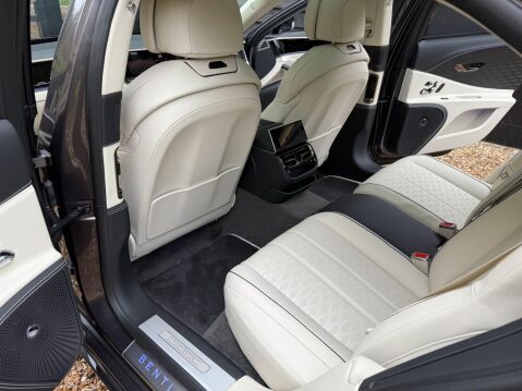 Bentley Flying Spur 4.0 V8 Ultra-Performance 25.9kWh Speed Saloon 4dr Petrol Plug-in Hybrid Aut 95
