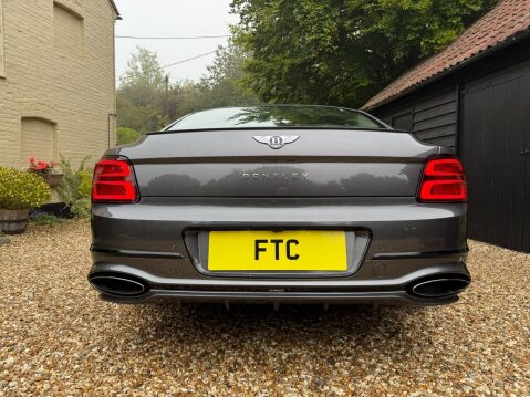 Bentley Flying Spur 4.0 V8 Ultra-Performance 25.9kWh Speed Saloon 4dr Petrol Plug-in Hybrid Aut 52