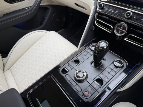 Bentley Flying Spur 4.0 V8 Ultra-Performance 25.9kWh Speed Saloon 4dr Petrol Plug-in Hybrid Aut 88