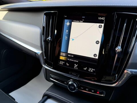 Volvo V90 2.0 B4 MHEV R-Design Estate 5dr Petrol Hybrid Auto Euro 6 (s/s) (197 ps) 73