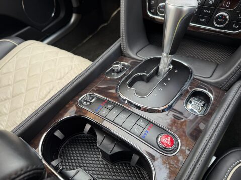 Bentley Flying Spur 4.0 V8 S Auto 4WD Euro 6 4dr 36