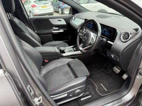 Mercedes-Benz EQA EQA 250 AMG LINE 12