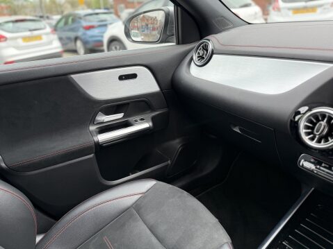 Mercedes-Benz EQA EQA 250 AMG LINE 29