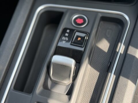 SEAT Leon ETSI FR DSG MHEV 22