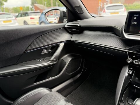 Peugeot 2008 BLUEHDI GT S/S 29