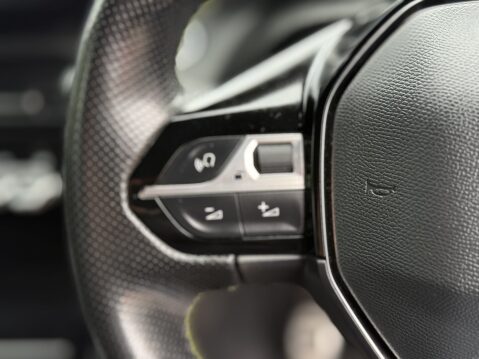 Peugeot 2008 BLUEHDI GT S/S 30