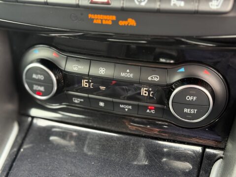 Infiniti Q30 BUSINESS EXECUTIVE D 20