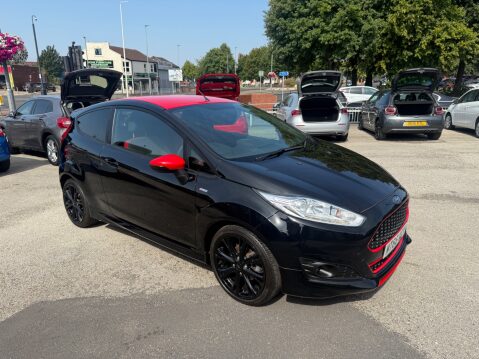 Ford Fiesta ST-LINE BLACK EDITION 4