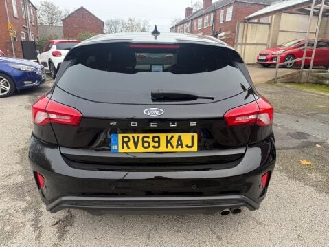 Ford Focus ST-LINE X ECOBLUE 6