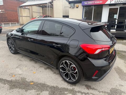 Ford Focus ST-LINE X ECOBLUE 7