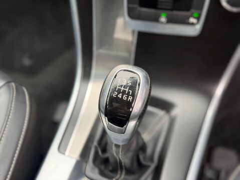 Volvo XC60 D4 R-DESIGN LUX NAV 21