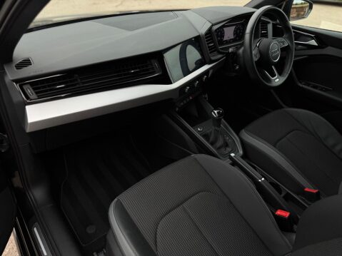 Audi A1 1.5 TFSI 35 S line Sportback S Tronic Euro 6 (s/s) 5dr 22
