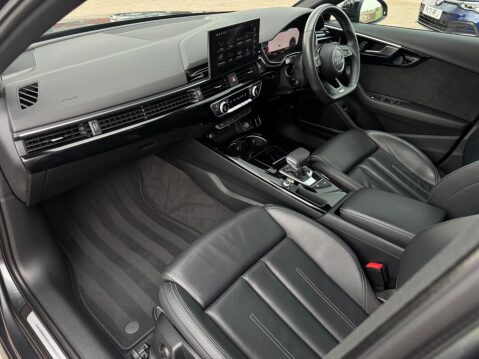 Audi A4 2.0 TFSI 40 Black Edition S Tronic Euro 6 (s/s) 4dr 27