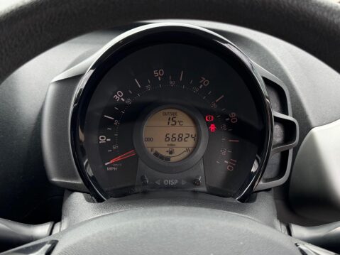 Citroen C1 1.0 VTi Feel Euro 5 3dr (Euro 5) 10