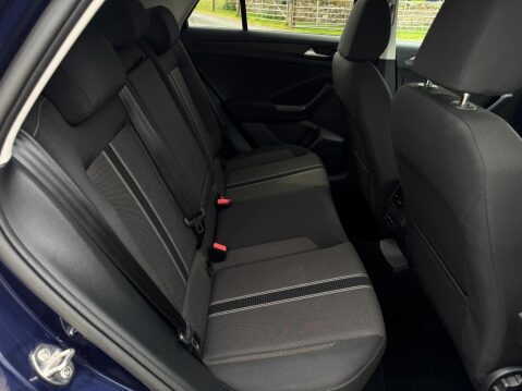 Volkswagen T-Roc 1.5 TSI EVO Design Euro 6 (s/s) 5dr 15