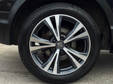 Nissan Qashqai 1.5 dCi N-Connecta Euro 6 (s/s) 5dr 11