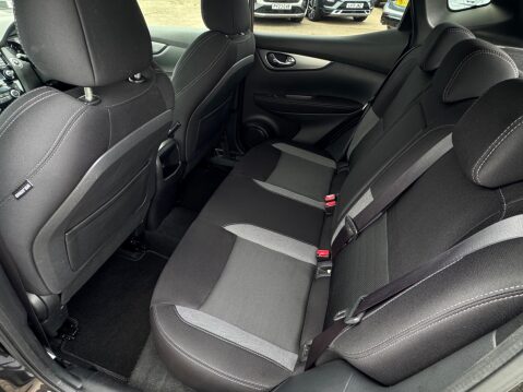Nissan Qashqai 1.5 dCi N-Connecta Euro 6 (s/s) 5dr 20