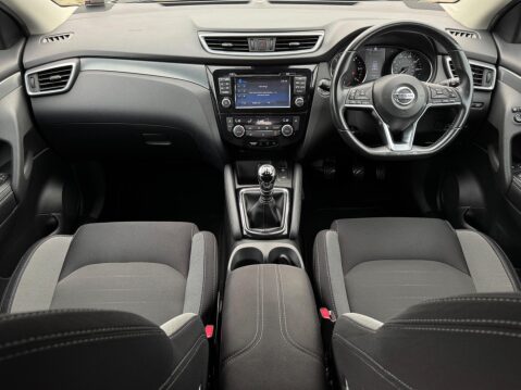 Nissan Qashqai 1.5 dCi N-Connecta Euro 6 (s/s) 5dr 21