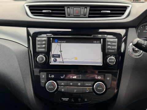 Nissan Qashqai 1.5 dCi N-Connecta Euro 6 (s/s) 5dr 18