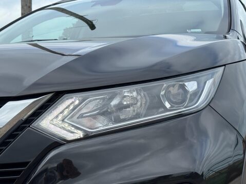 Nissan Qashqai 1.5 dCi N-Connecta Euro 6 (s/s) 5dr 13