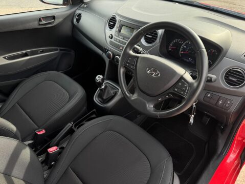 Hyundai i10 1.0 SE Euro 6 5dr 9