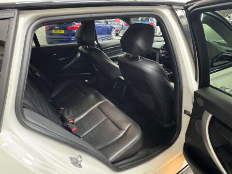 BMW 3 Series 2.0 320d xDrive M Sport Auto 4WD 5dr 37