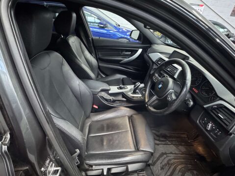 BMW 3 Series 2.0 320d xDrive M Sport Auto 4WD 5dr 32