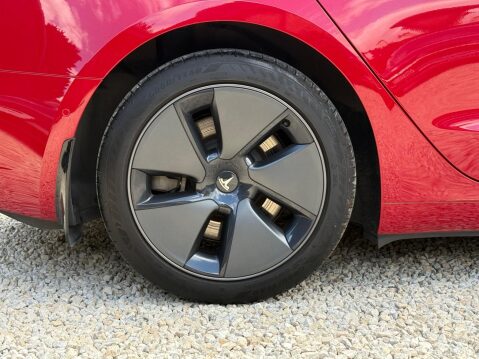 Tesla Model 3 (Dual Motor) Long Range Auto 4WDE 4dr 18