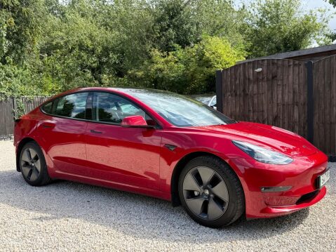 Tesla Model 3 (Dual Motor) Long Range Auto 4WDE 4dr 7