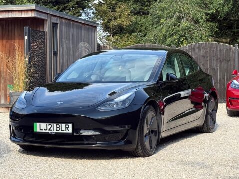 Tesla Model 3 (Dual Motor) Long Range Auto 4WDE 4dr 11